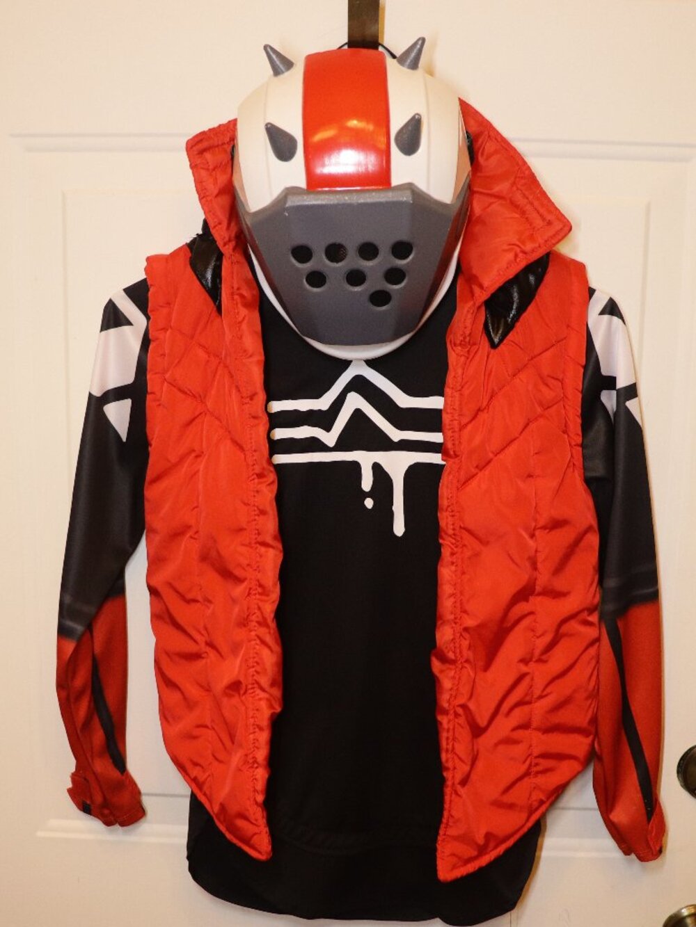 Fortnite X-Lord Boys L 12-14 Halloween Costume Vest Shirt Mask Spirit